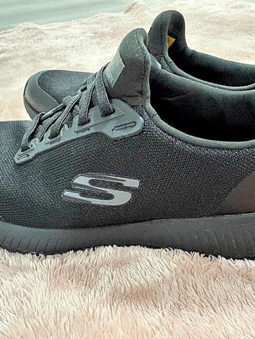 Skechers Work Relaxed Fit: Cessnock SR Cessnock SR Athletic Shoes US 7